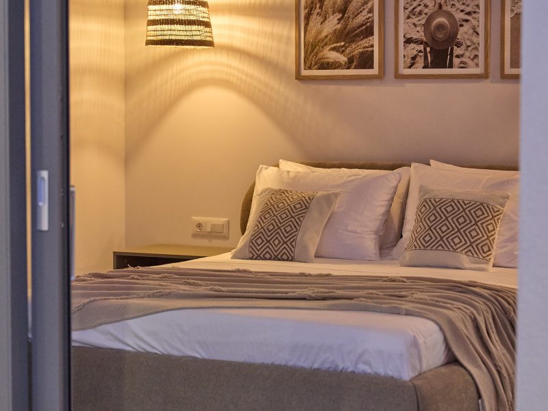 Gallery - Bedroom night